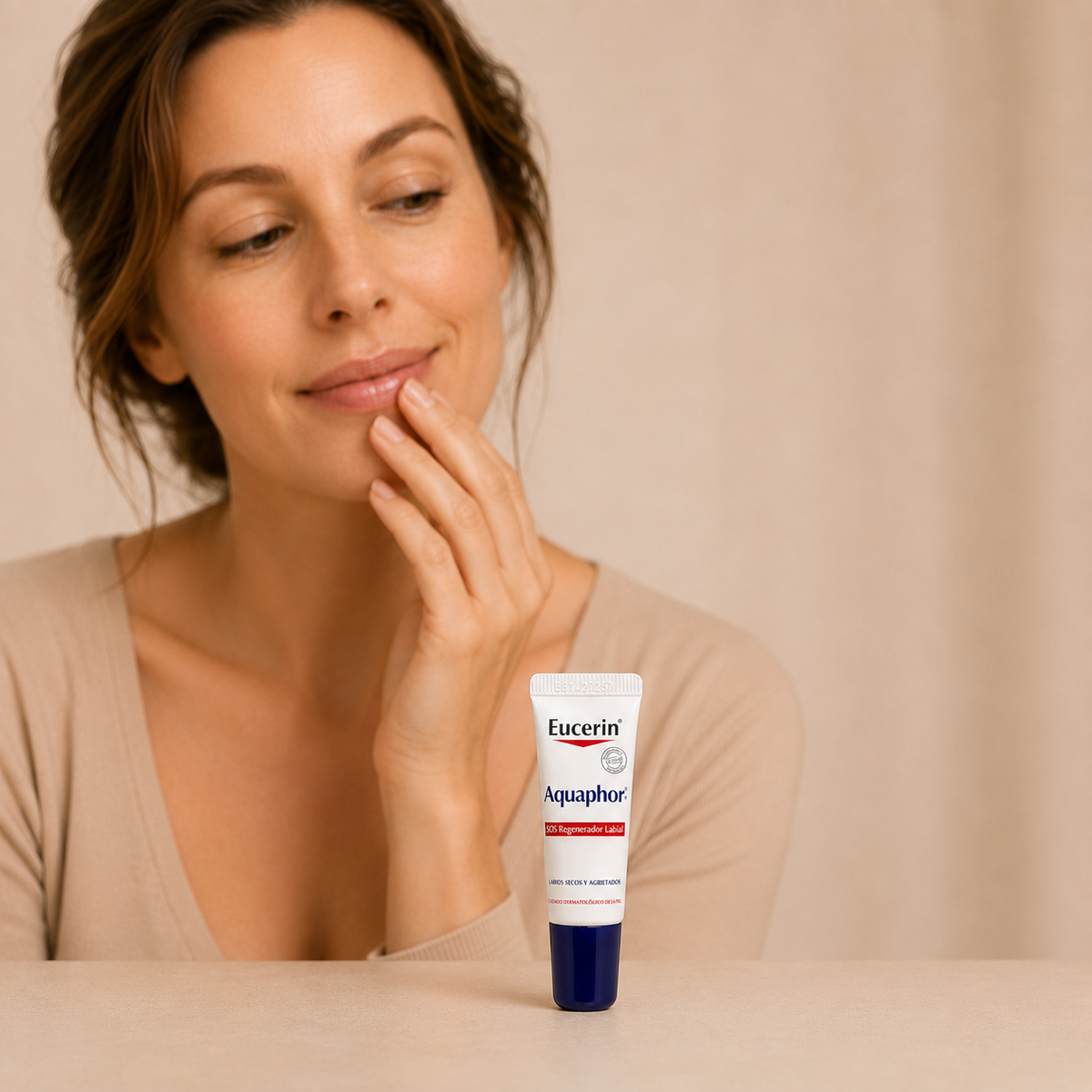 Aquaphor SOS Regenerador labial - Eucerin