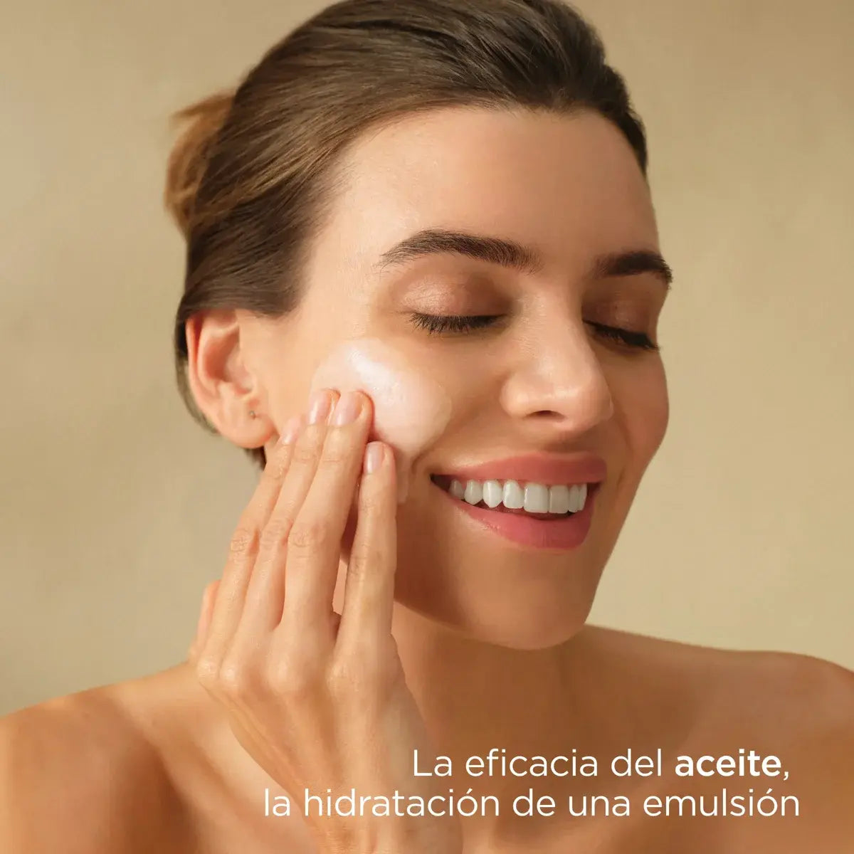 Essential Cleansing - ISDINCEUTICS