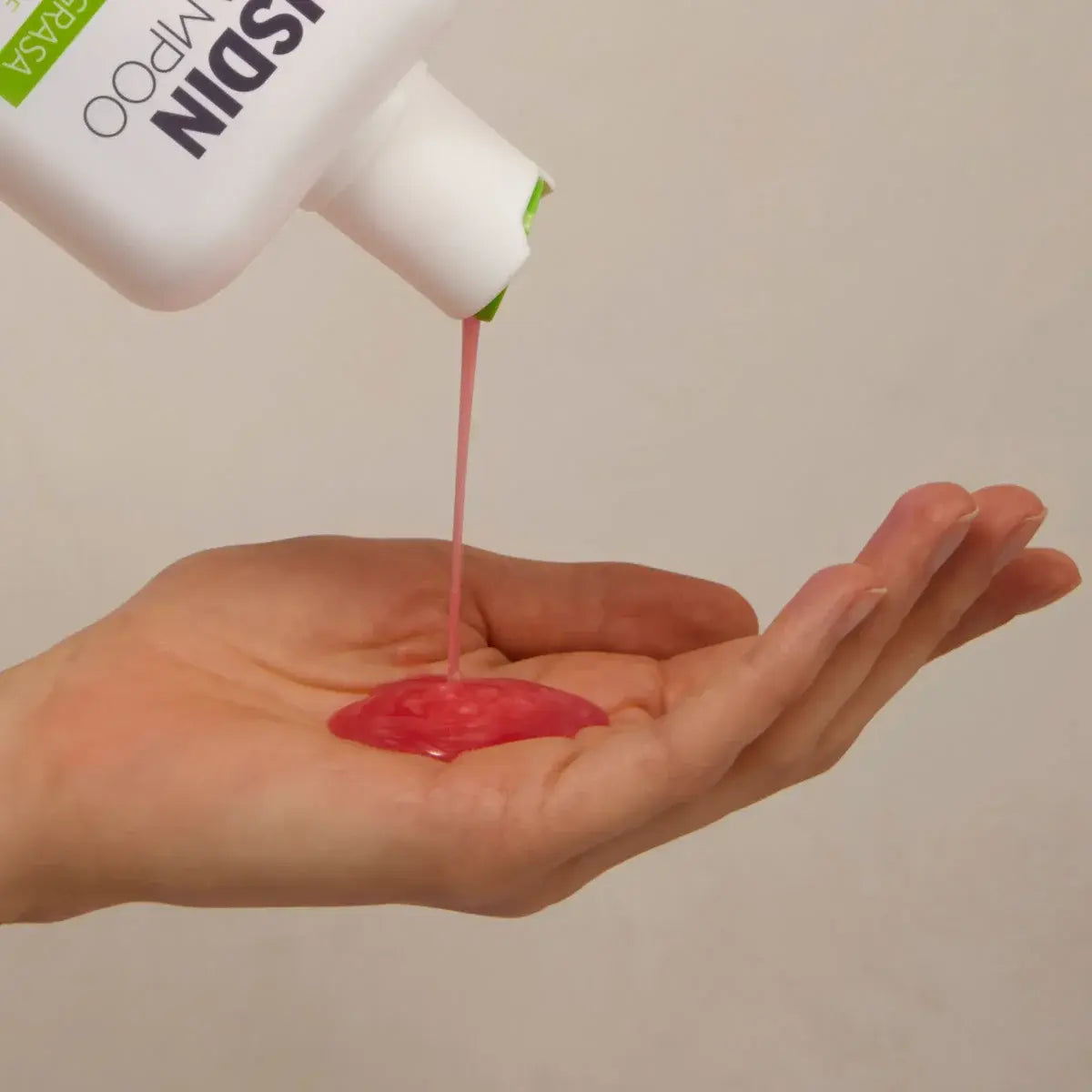 Nutradeica Champú Anticaspa Grasa - ISDIN
