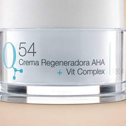 Q54 Crema Regeneradora AHA - Naqua